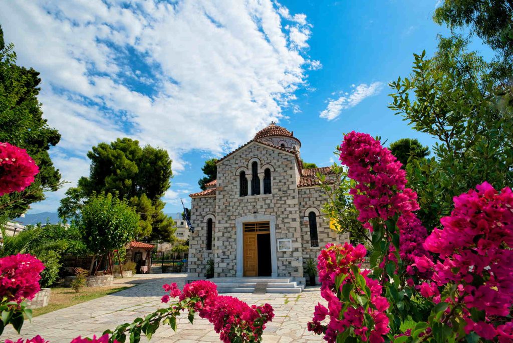 Εκκλησάκι σε κτήμα για την τελετή της βάπτισης